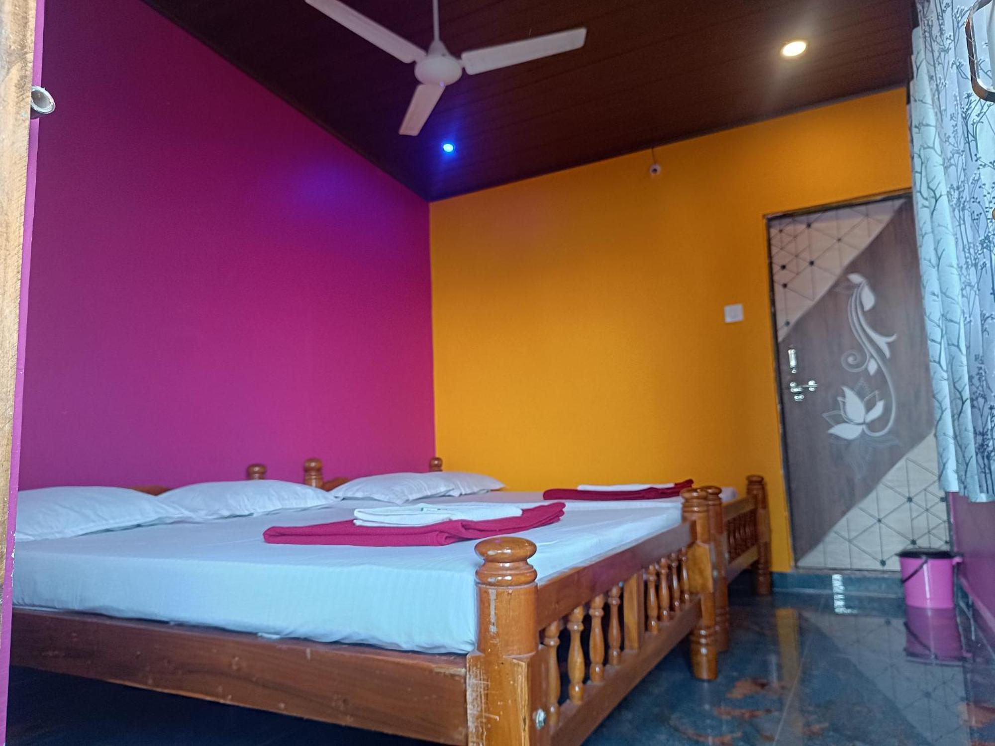 Gokarna Beach Stay Экстерьер фото